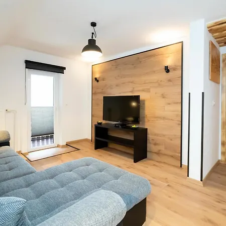 Apartment Alp