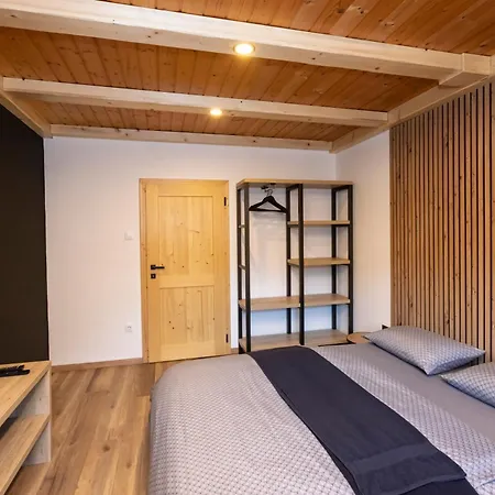 Alp Apartmán *