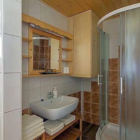 Apartment Alp