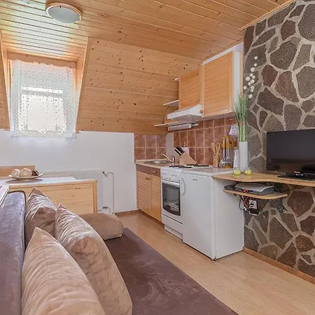 Apartment Alp *